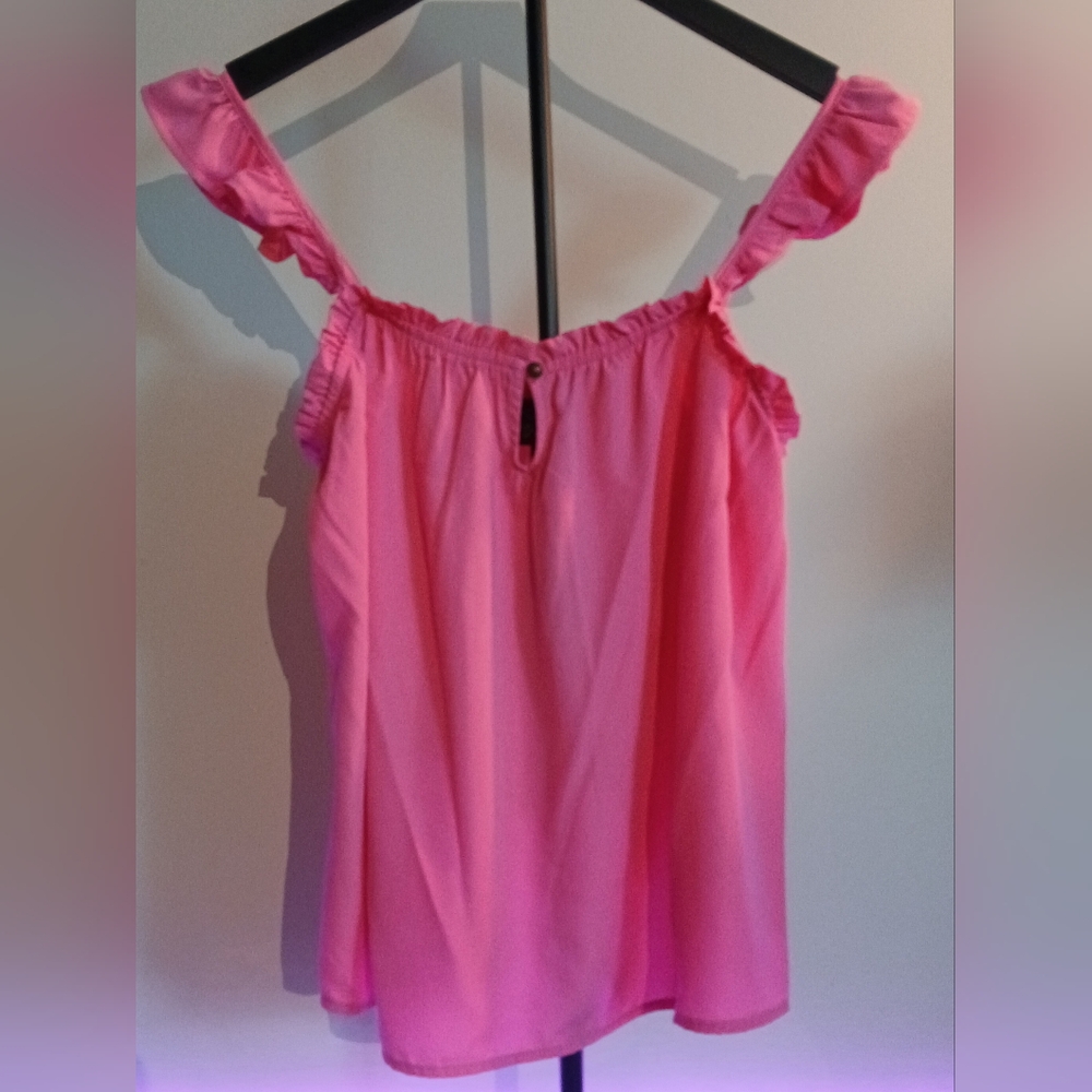 🌸Pink Ruffled Women's Tank Top🌸 -NWT